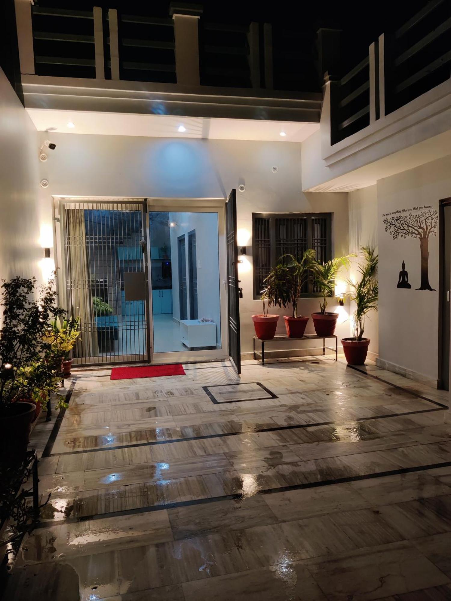 The Shailkunj Abode - Premium Homestay Near Ayodhya Airport Exterior photo